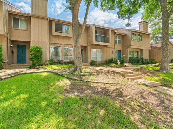 11926  Leisure Drive , Dallas Texas 75243