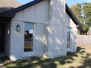 1663  Riverway Bend Circle , Dallas Texas 75217