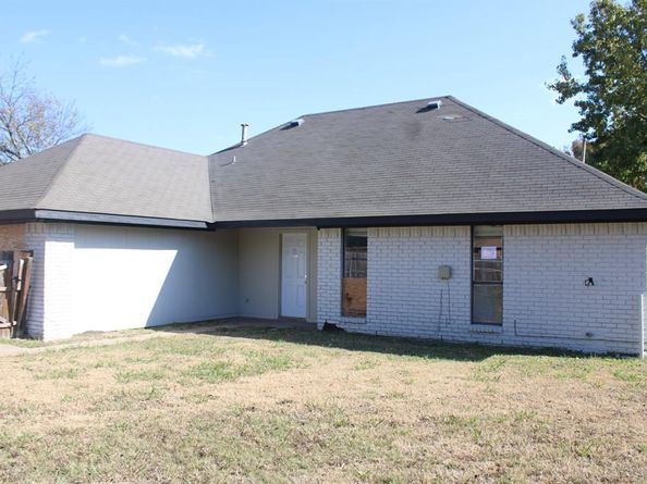 1663  Riverway Bend Circle , Dallas Texas 75217