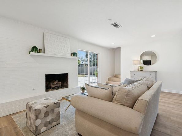 3905  Marys Creek Drive , Benbrook Texas 76116