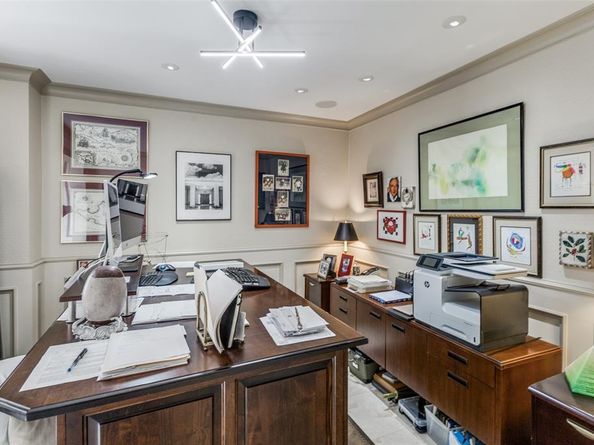 5909  Luther Lane  707, Dallas Texas 75225