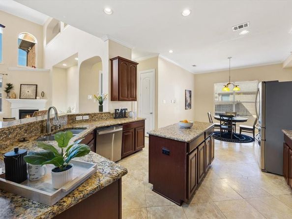 13609  Fall Harvest Drive , Frisco Texas 75033