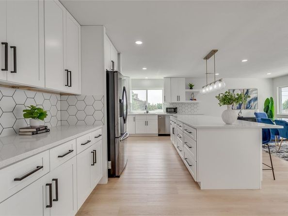 1701  Chesterfield Drive , Carrollton Texas 75007