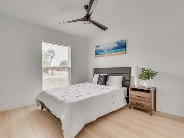 1701  Chesterfield Drive , Carrollton Texas 75007