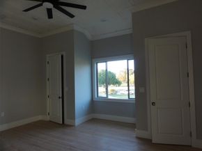 1200 E Maddox Avenue , Fort Worth Texas 76104