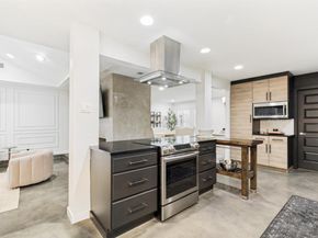 6332  Southpoint Drive , Dallas Texas 75248