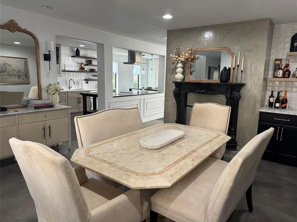 6332  Southpoint Drive , Dallas Texas 75248