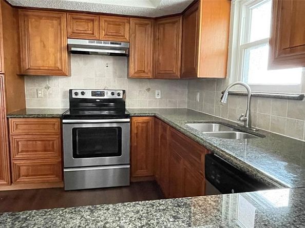 815 W Rochelle Road , Irving Texas 75062