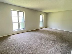 815 W Rochelle Road , Irving Texas 75062