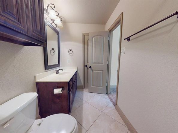 586  Deverson Drive , Rockwall Texas 75087