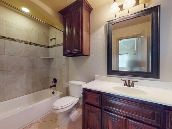 586  Deverson Drive , Rockwall Texas 75087