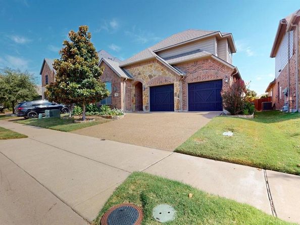 586  Deverson Drive , Rockwall Texas 75087