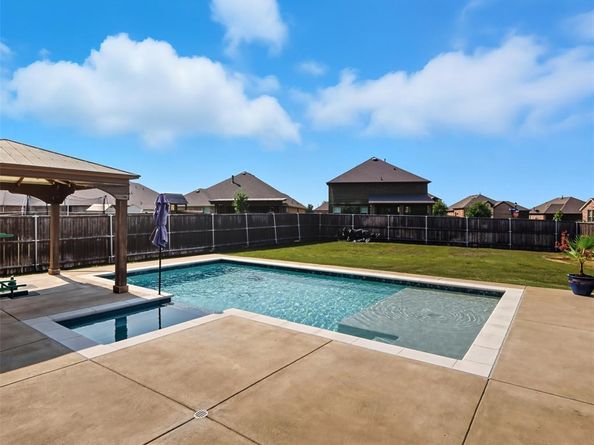 404  Baltimore Avenue , Fate Texas 75189