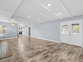 1910  Danube Drive , Dallas Texas 75203