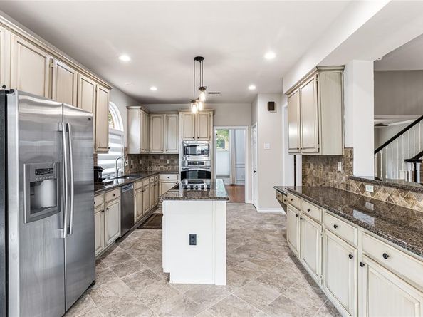 3905  Waynoka Drive , Carrollton Texas 75007