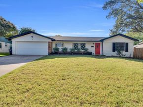 5709  Wales Avenue , Fort Worth Texas 76133