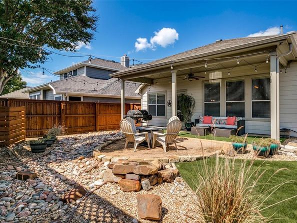 771  Bradford Street , Lantana Texas 76226