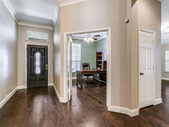 771  Bradford Street , Lantana Texas 76226