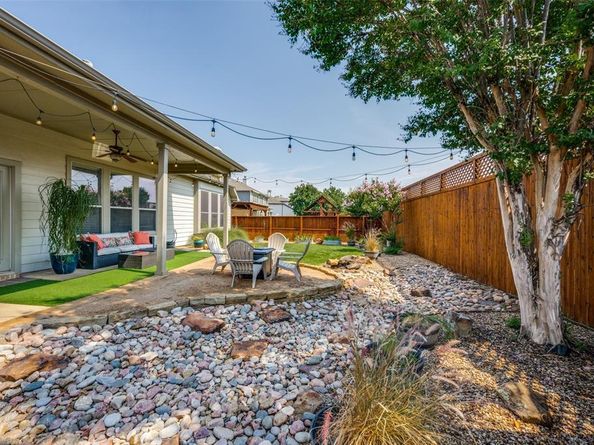 771  Bradford Street , Lantana Texas 76226