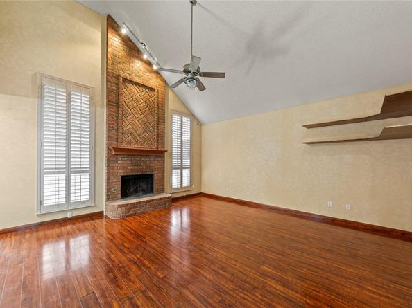 5702  Antioch Drive , Rowlett Texas 75089