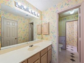 5702  Antioch Drive , Rowlett Texas 75089