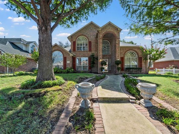 5702  Antioch Drive , Rowlett Texas 75089