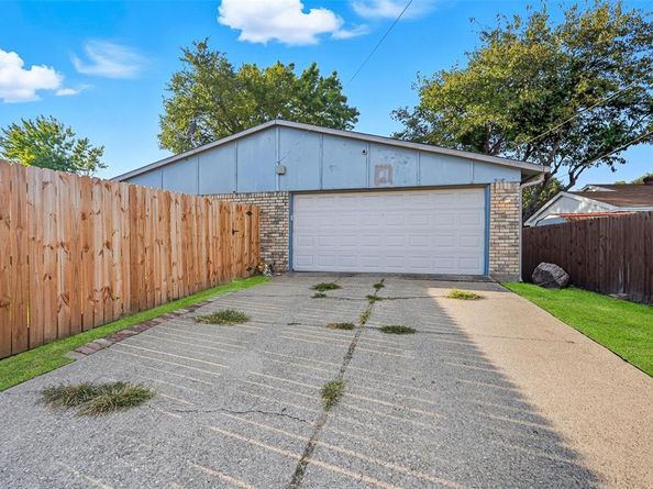 3118  San Diego Drive , Dallas Texas 75228