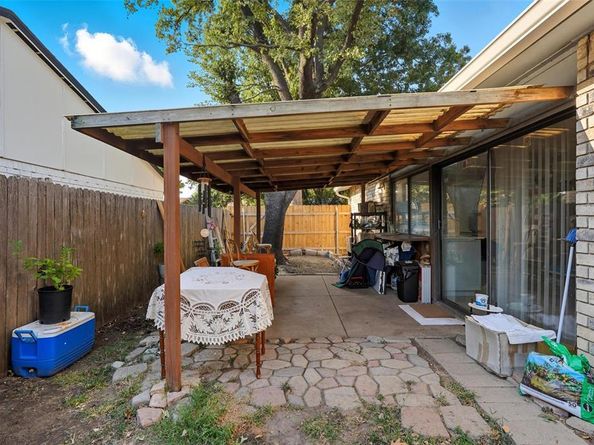 3118  San Diego Drive , Dallas Texas 75228