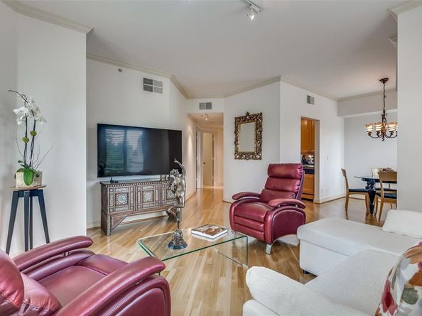 3401  Lee Parkway  502, Dallas Texas 75219