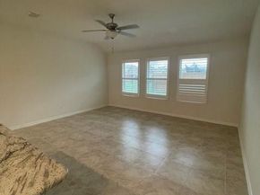 702  Grassland Way , Arlington Texas 76002