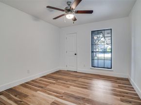 1502  Knob Hill Drive , Garland Texas 75043