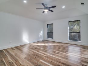 1502  Knob Hill Drive , Garland Texas 75043