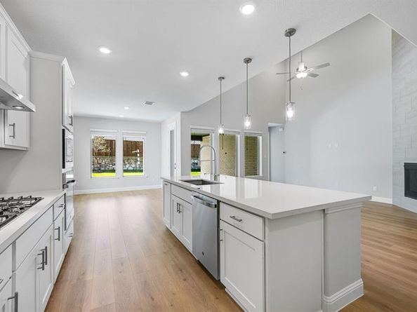 547  Wisteria Street , Oak Point Texas 75068