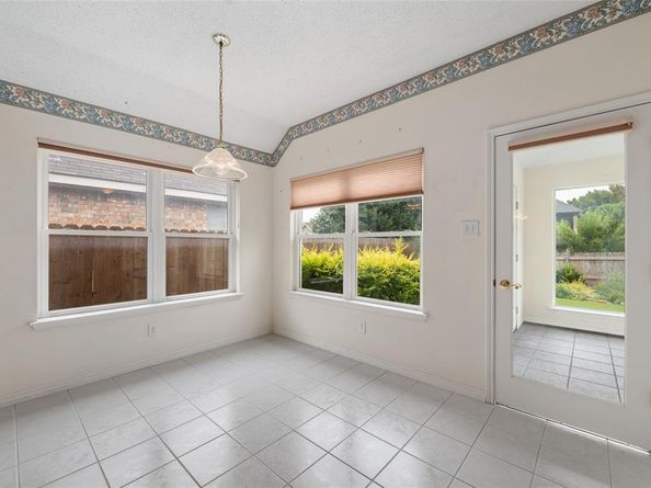 6929  Windwood Trail , Fort Worth Texas 76132