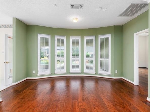 6929  Windwood Trail , Fort Worth Texas 76132