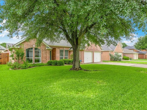 6929  Windwood Trail , Fort Worth Texas 76132