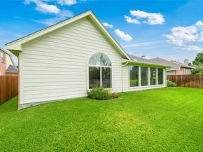 6929  Windwood Trail , Fort Worth Texas 76132