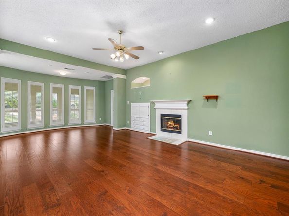 6929  Windwood Trail , Fort Worth Texas 76132