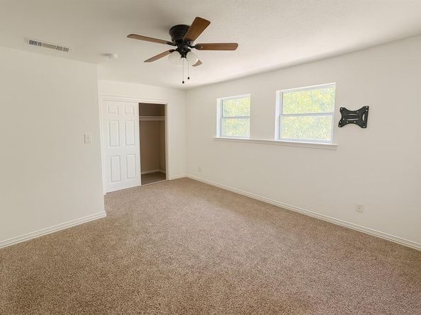 205  Stardust Lane , DeSoto Texas 75115