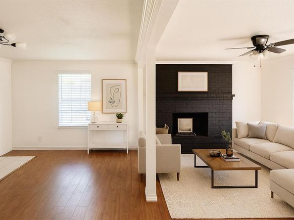 205  Stardust Lane , DeSoto Texas 75115