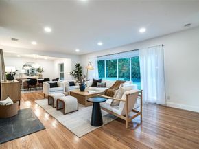 1319  El Patio Drive , Dallas Texas 75218