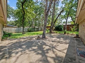 205 W Ash Lane , Euless Texas 76039