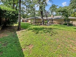 205 W Ash Lane , Euless Texas 76039