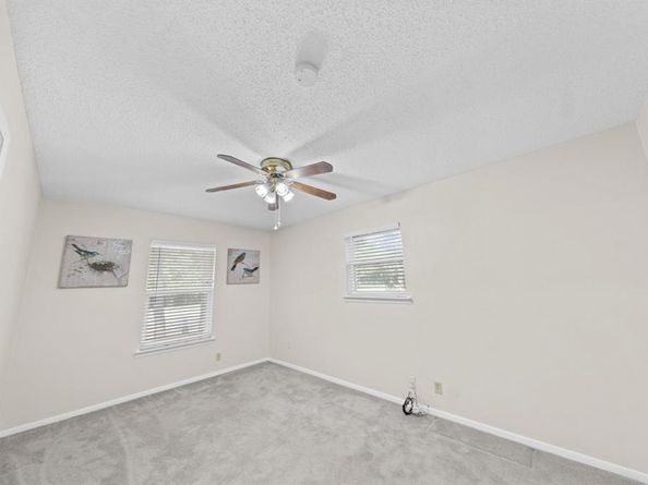 205 W Ash Lane , Euless Texas 76039