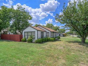 602 W Pecan Street , Celina Texas 75009
