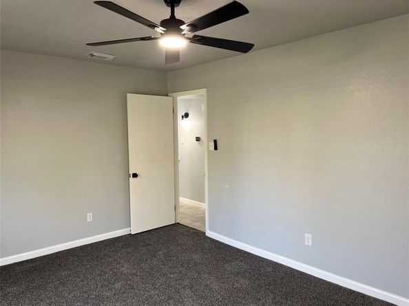 1366  Southridge Drive , Lancaster Texas 75146