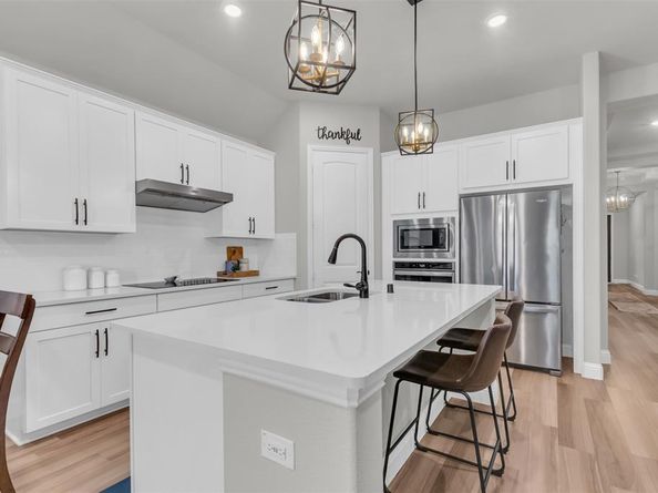 2105  Chapman Lane , Little Elm Texas 75068