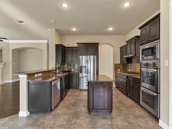 4801  Exposition Way , Fort Worth Texas 76244