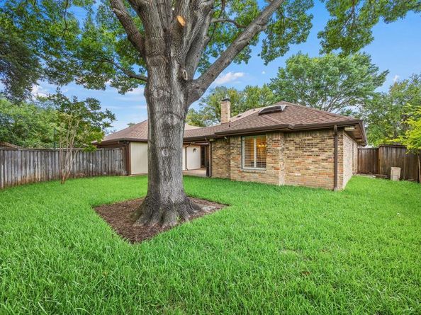 9911  Glen Canyon Drive , Dallas Texas 75243