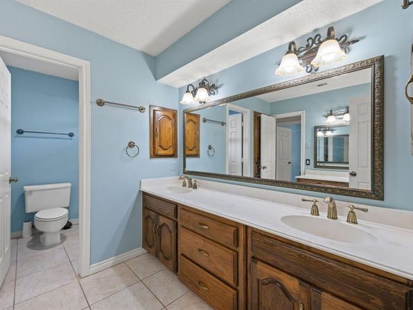 9911  Glen Canyon Drive , Dallas Texas 75243